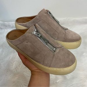 Frye Mauve Slip On Zip Mule